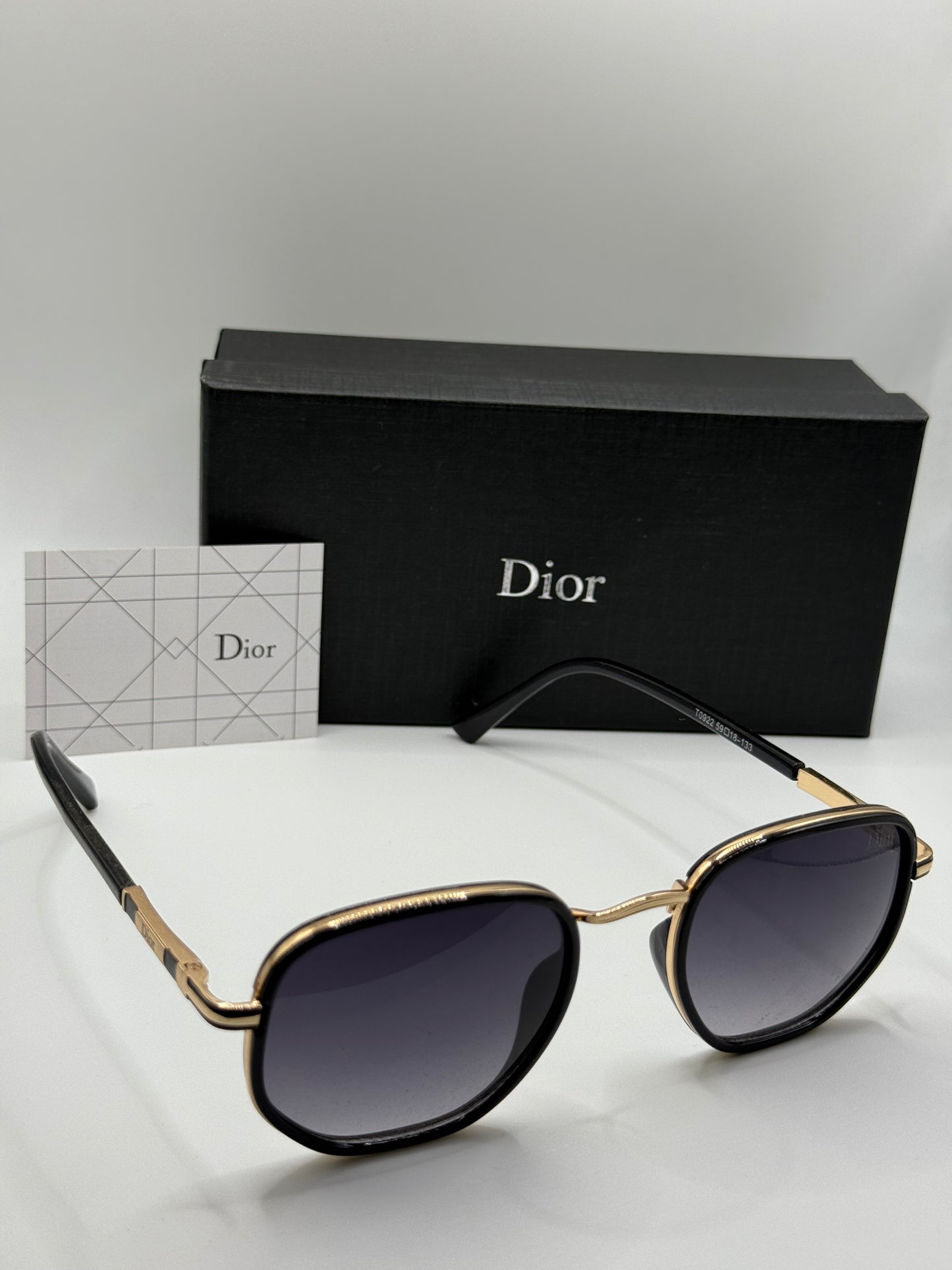 Dior T0922