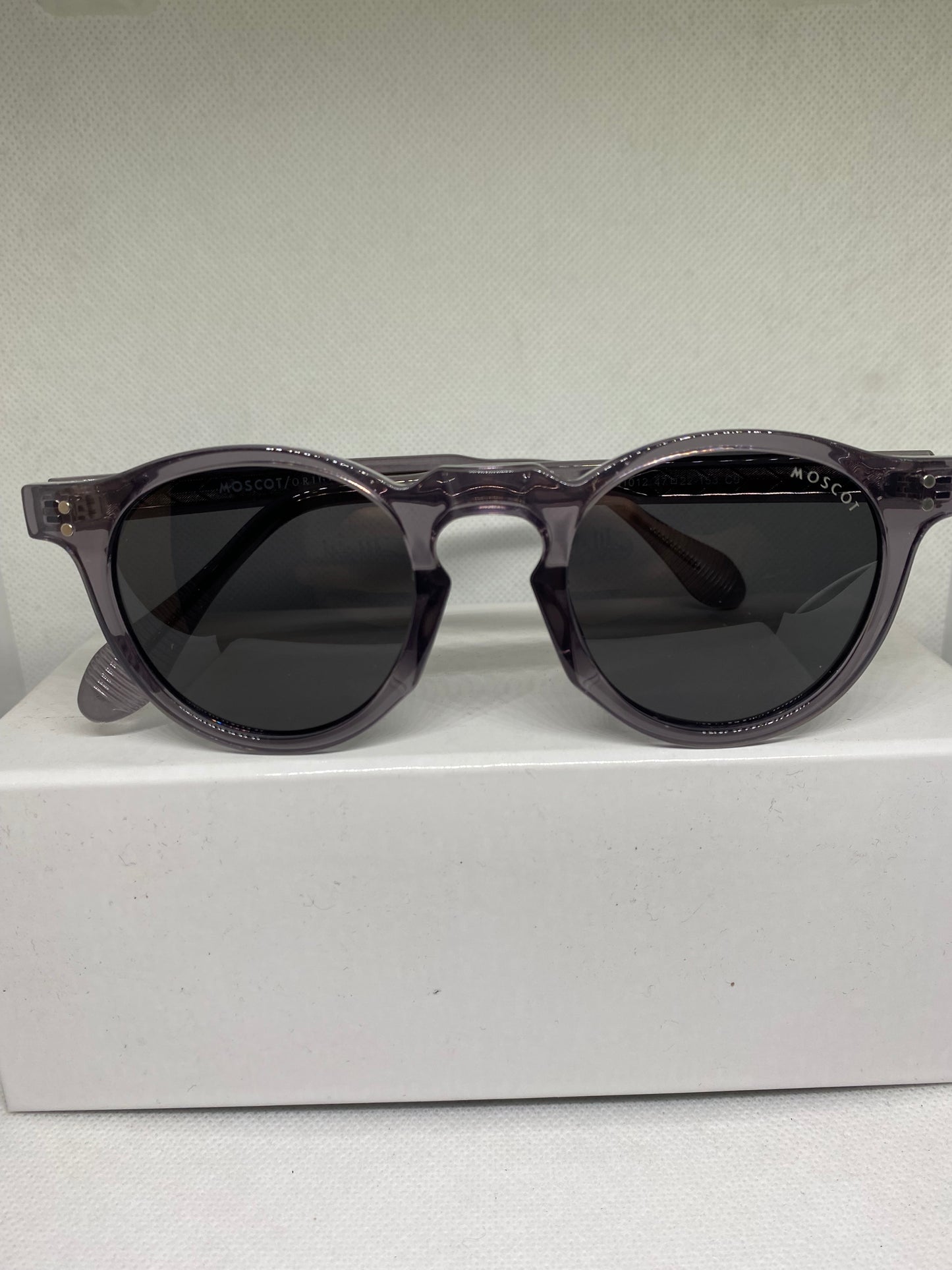 Moscot gris sombre polaryse
