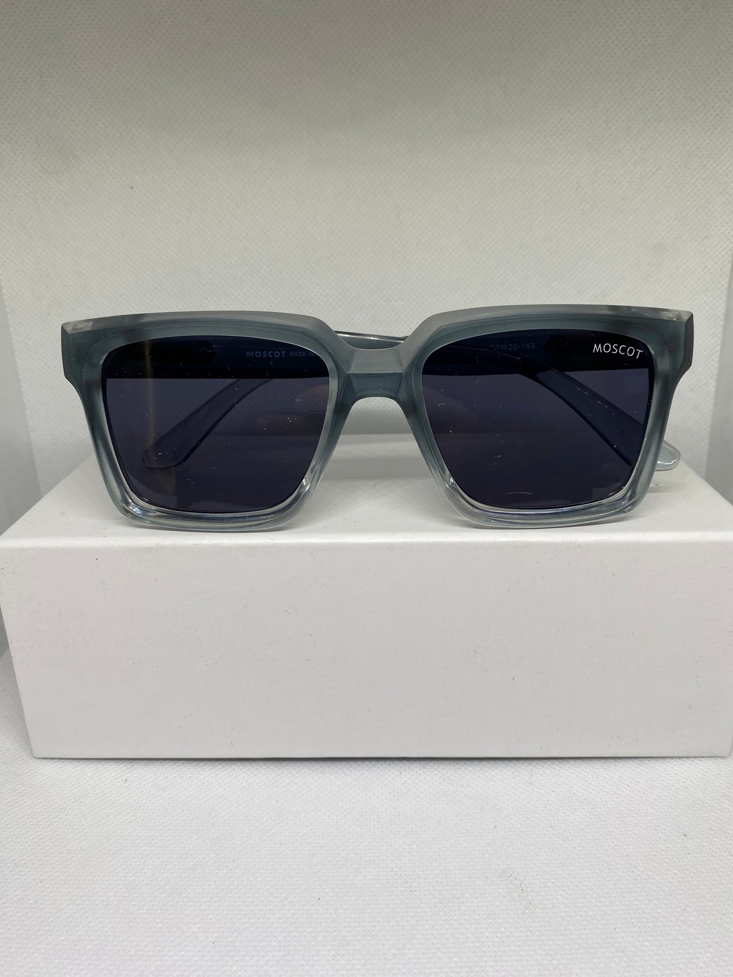 Moscot Gris clair mate 52-20-143