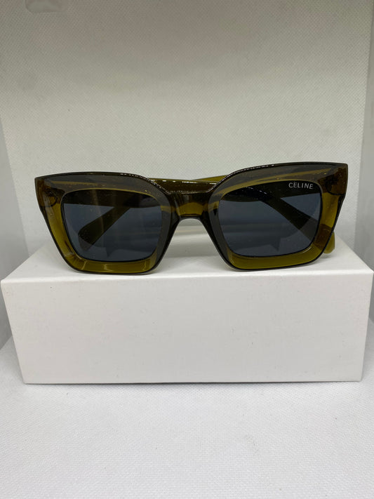 Céline vert verre bleu