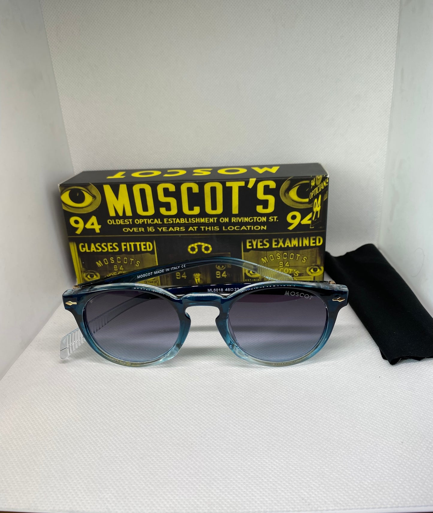 MOSCOT BLEU GRIS CLAIR