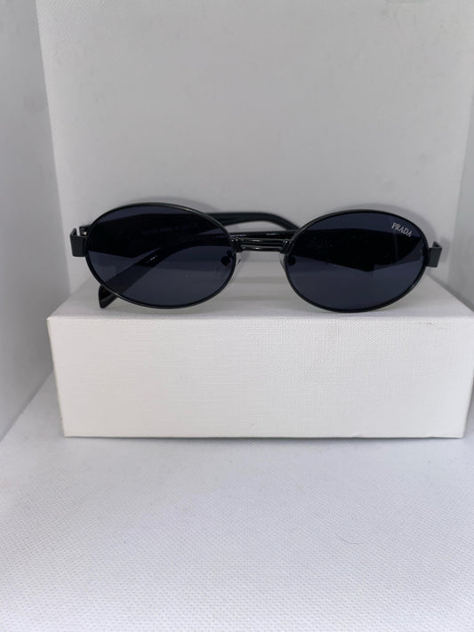 PRADA FULL BLACK