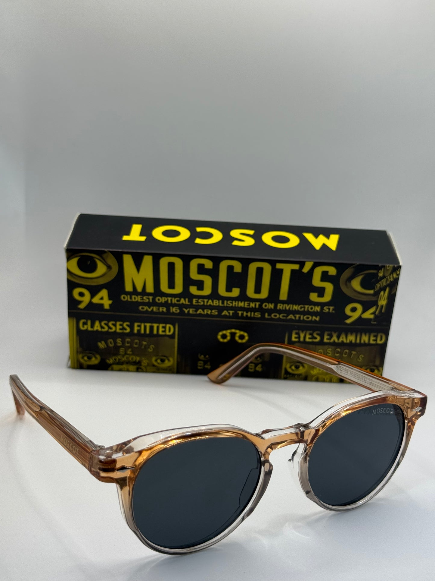 Moscot 9822