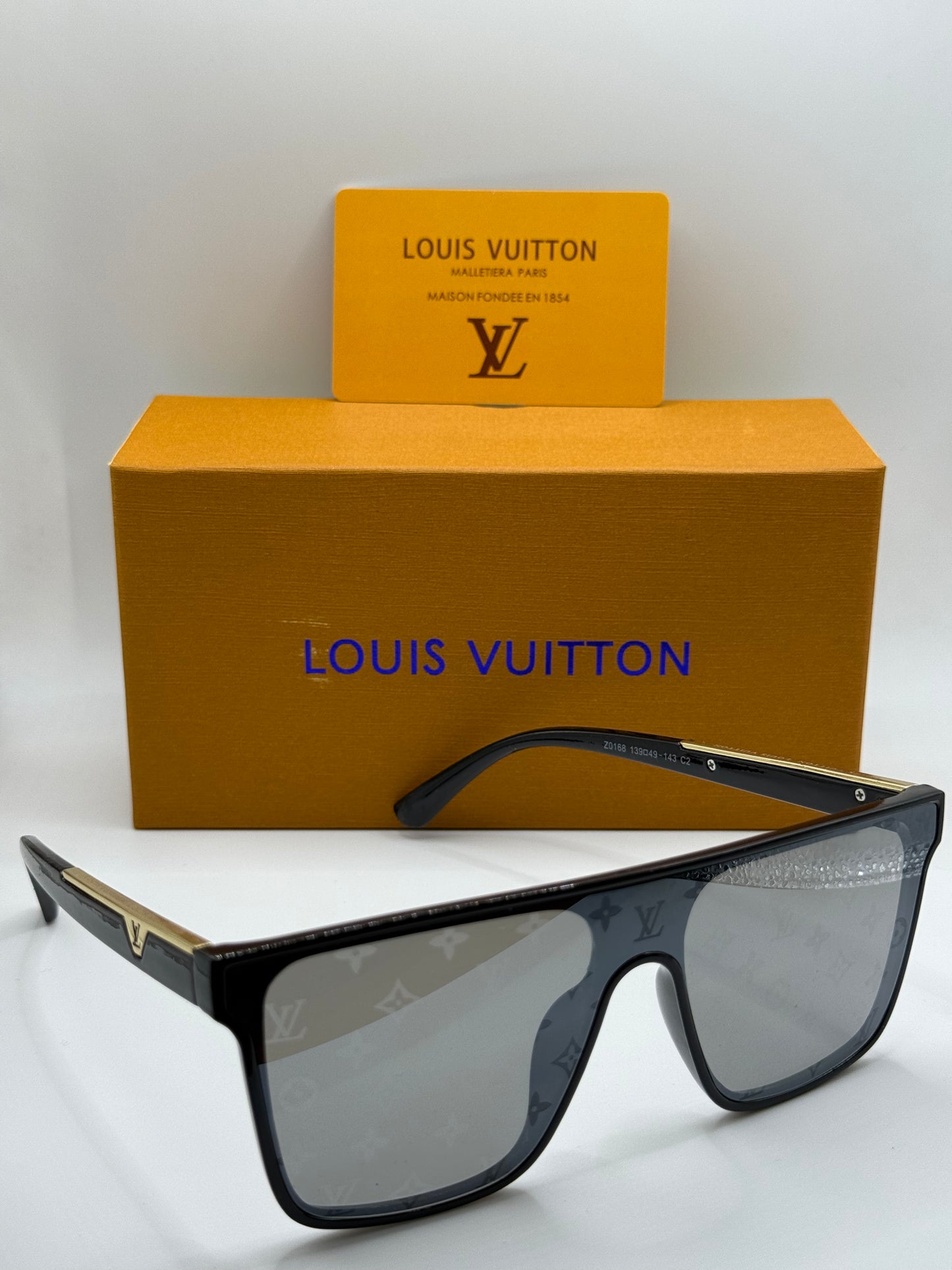 Louis Vuitton Z0168 noir