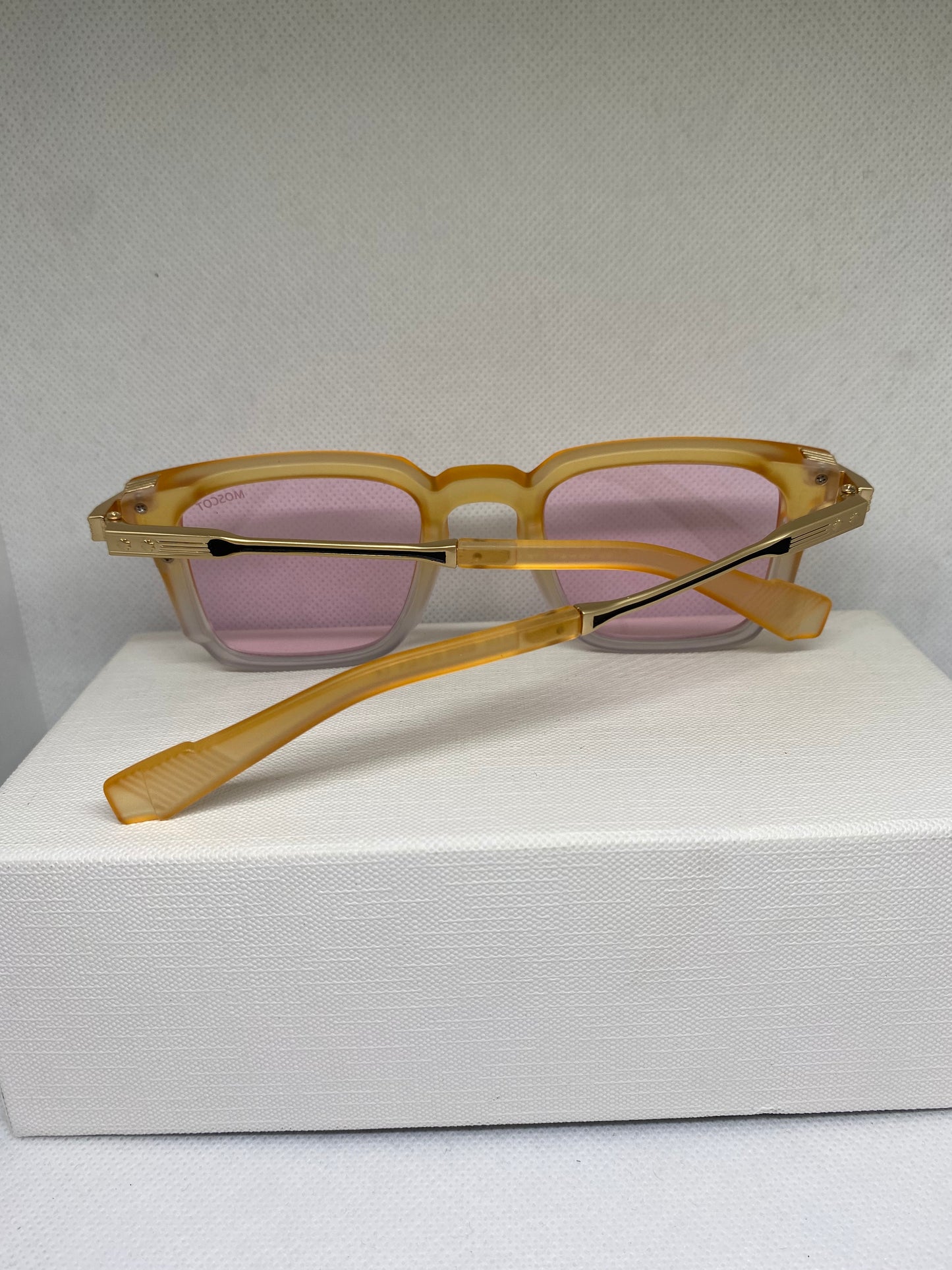Moscot rose jaune