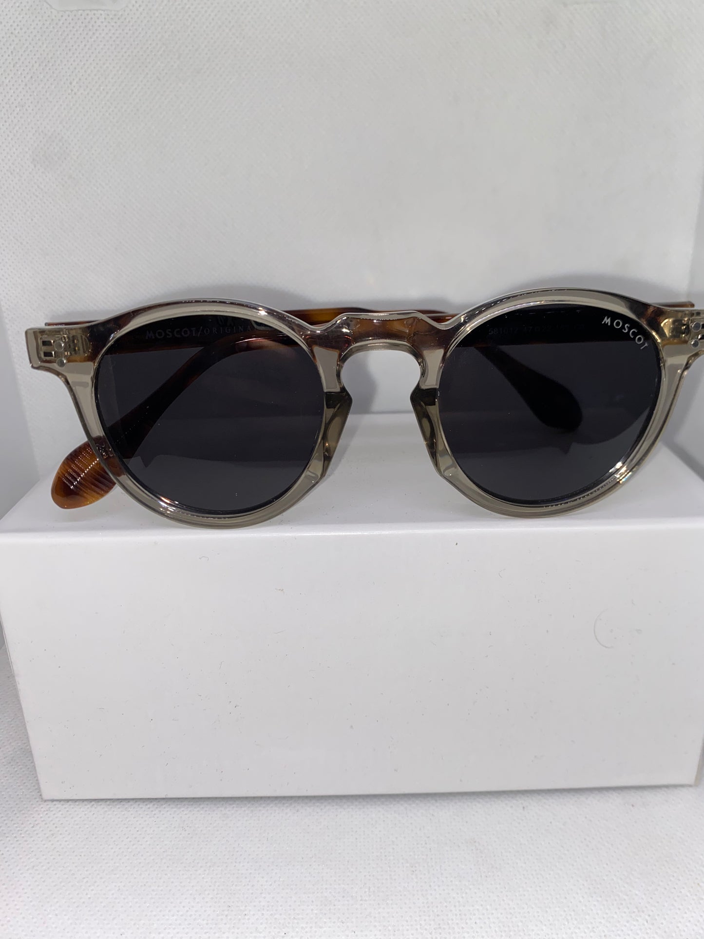 Moscot gris jaguar polaryse