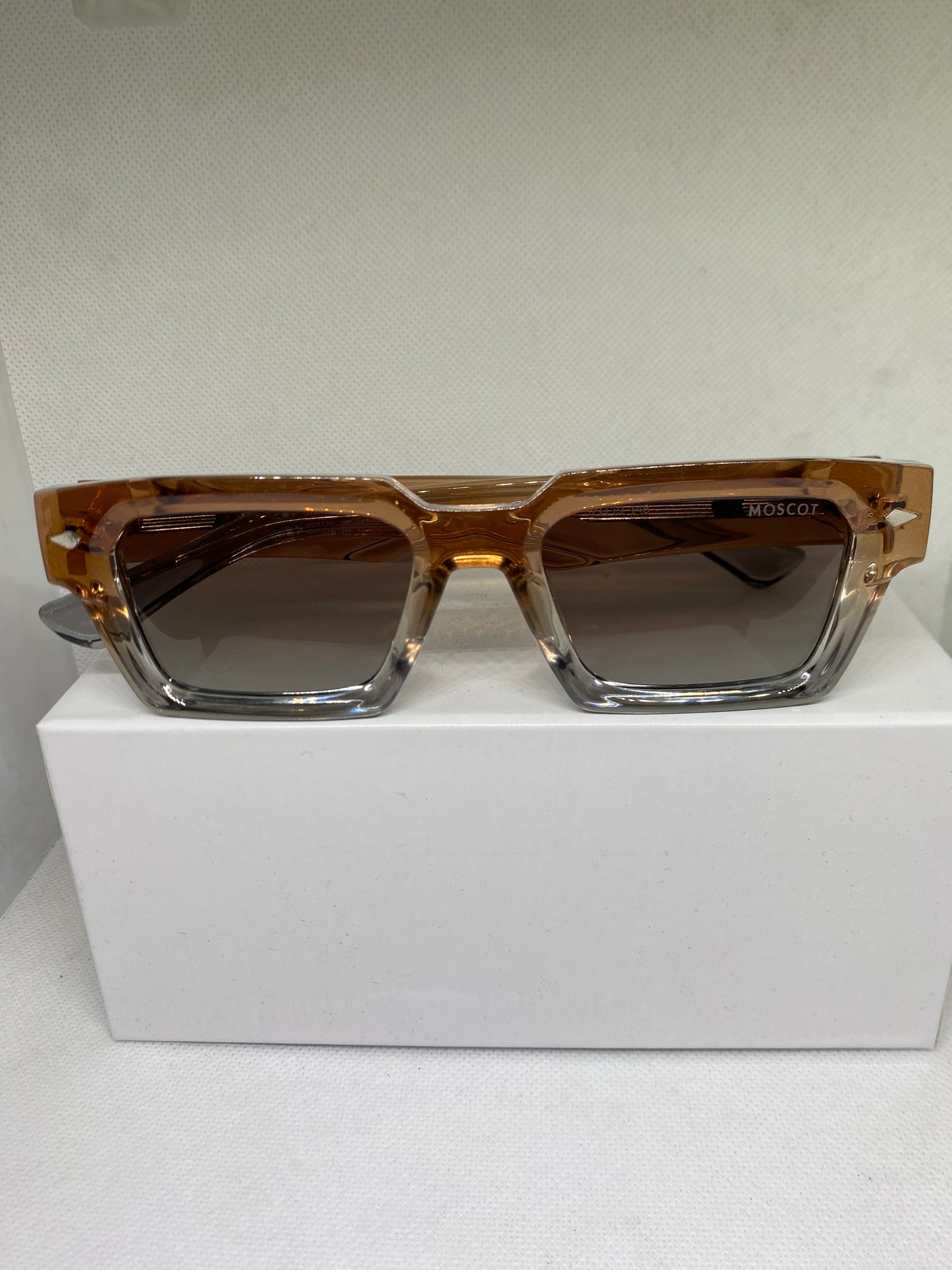 Moscot orange transparent polarise 52-19