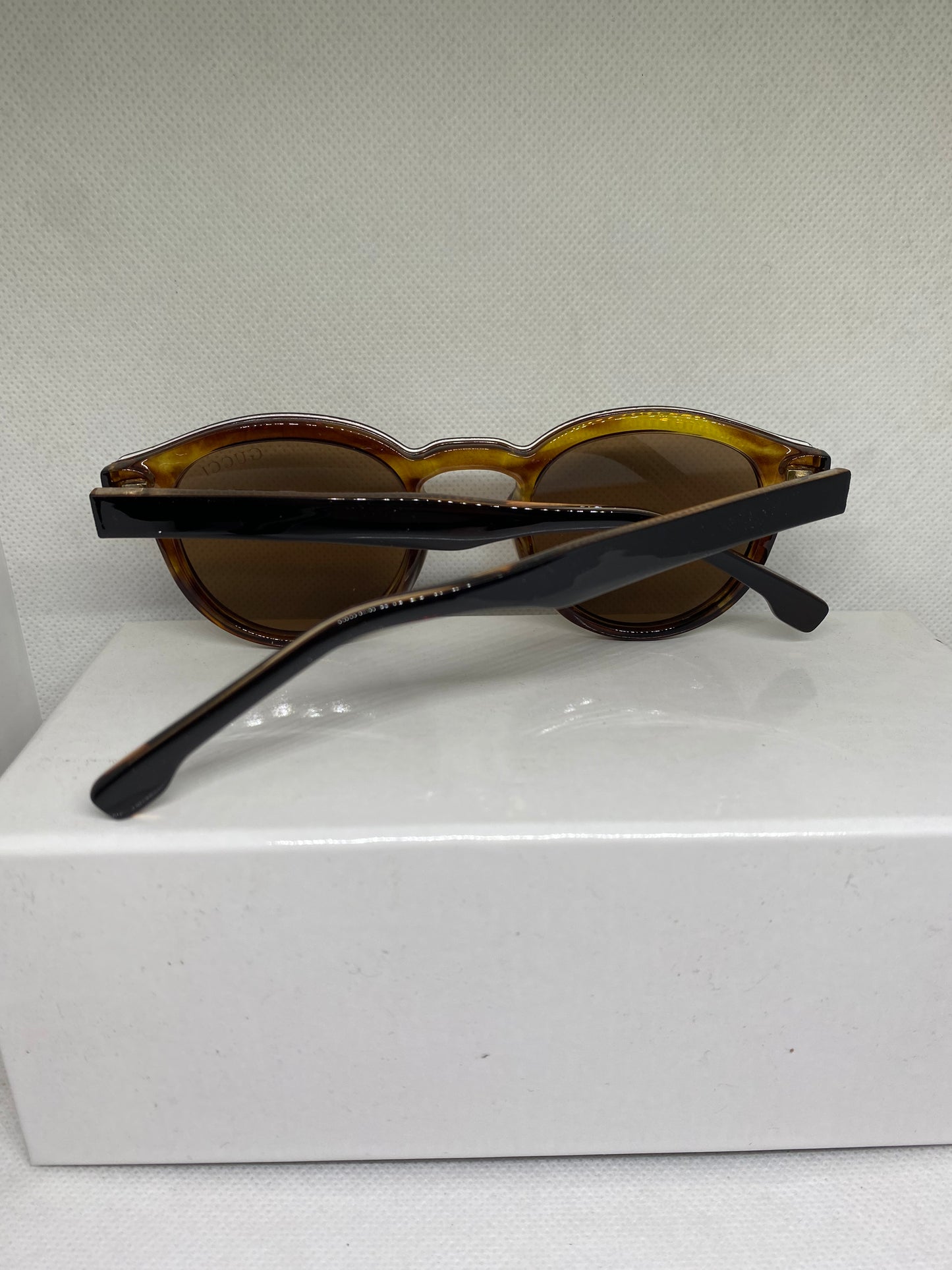 Gucci orange premium