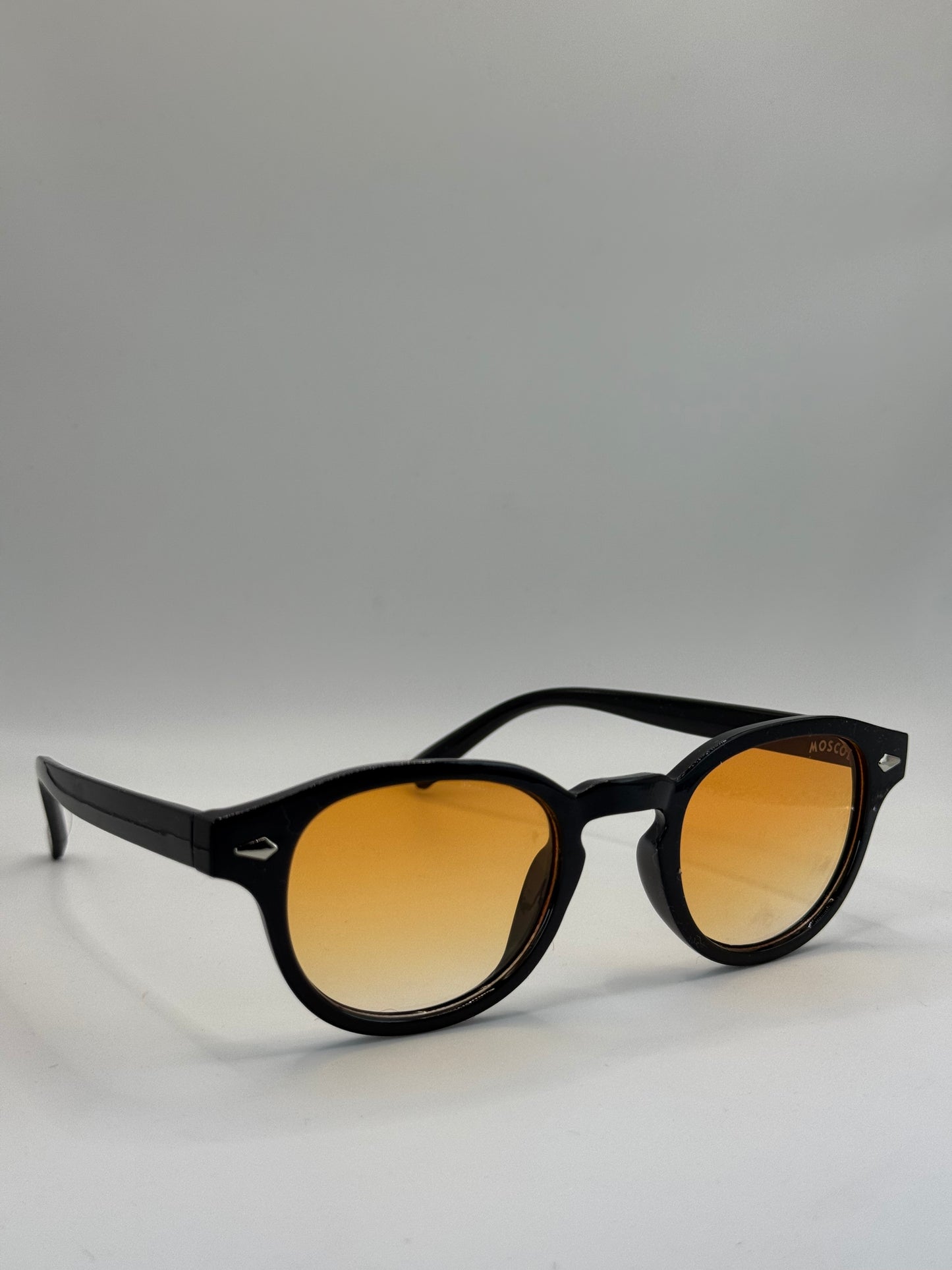 Moscot orange désert