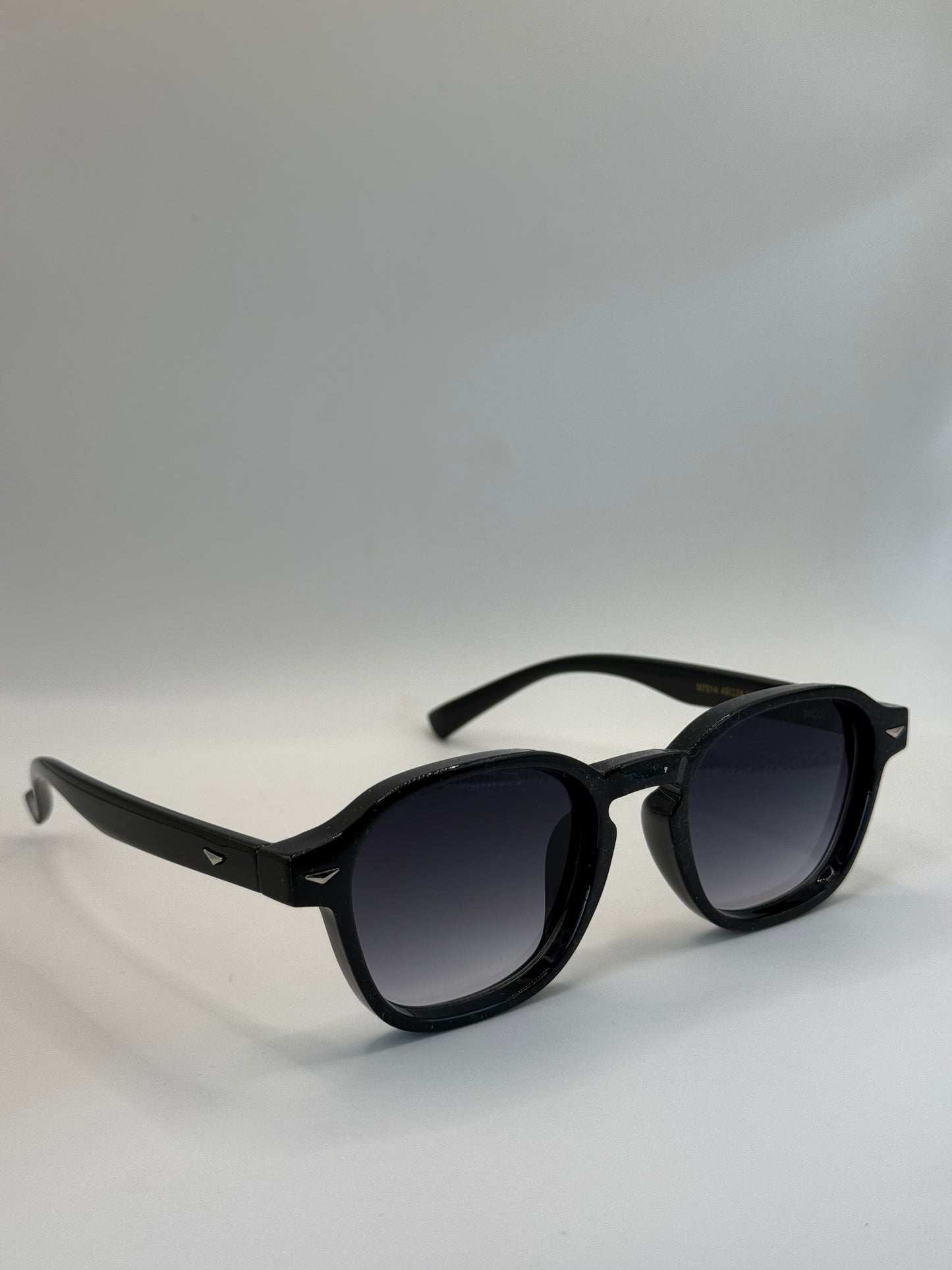 Moscot M7014
