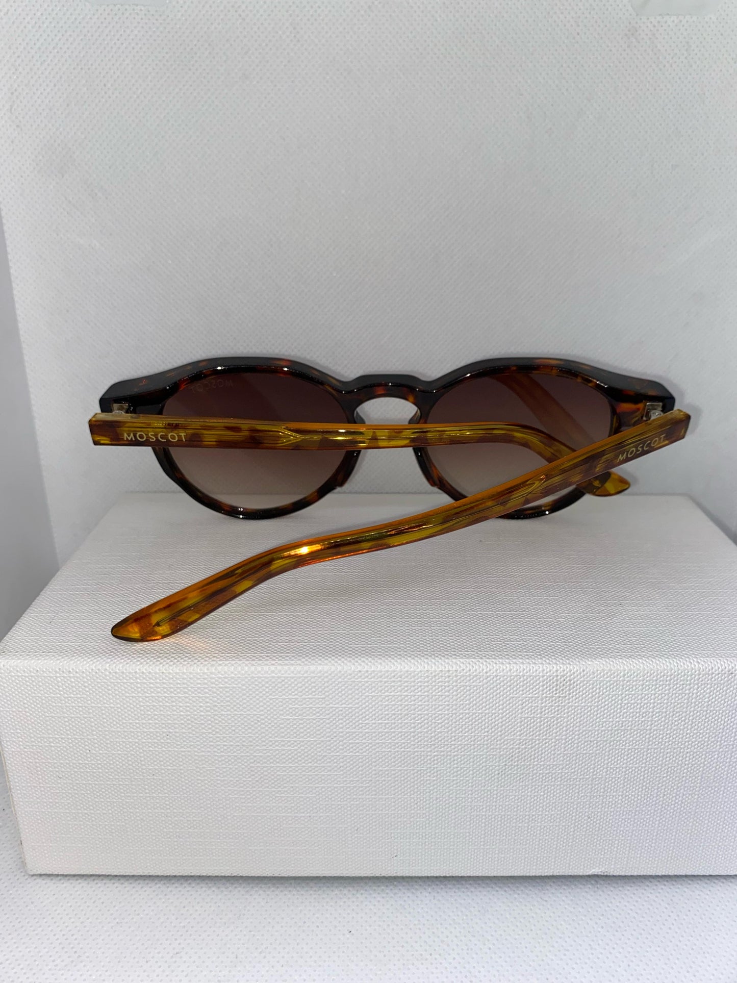 MOSCOT MARRON DEGRADÉ JAGUAR