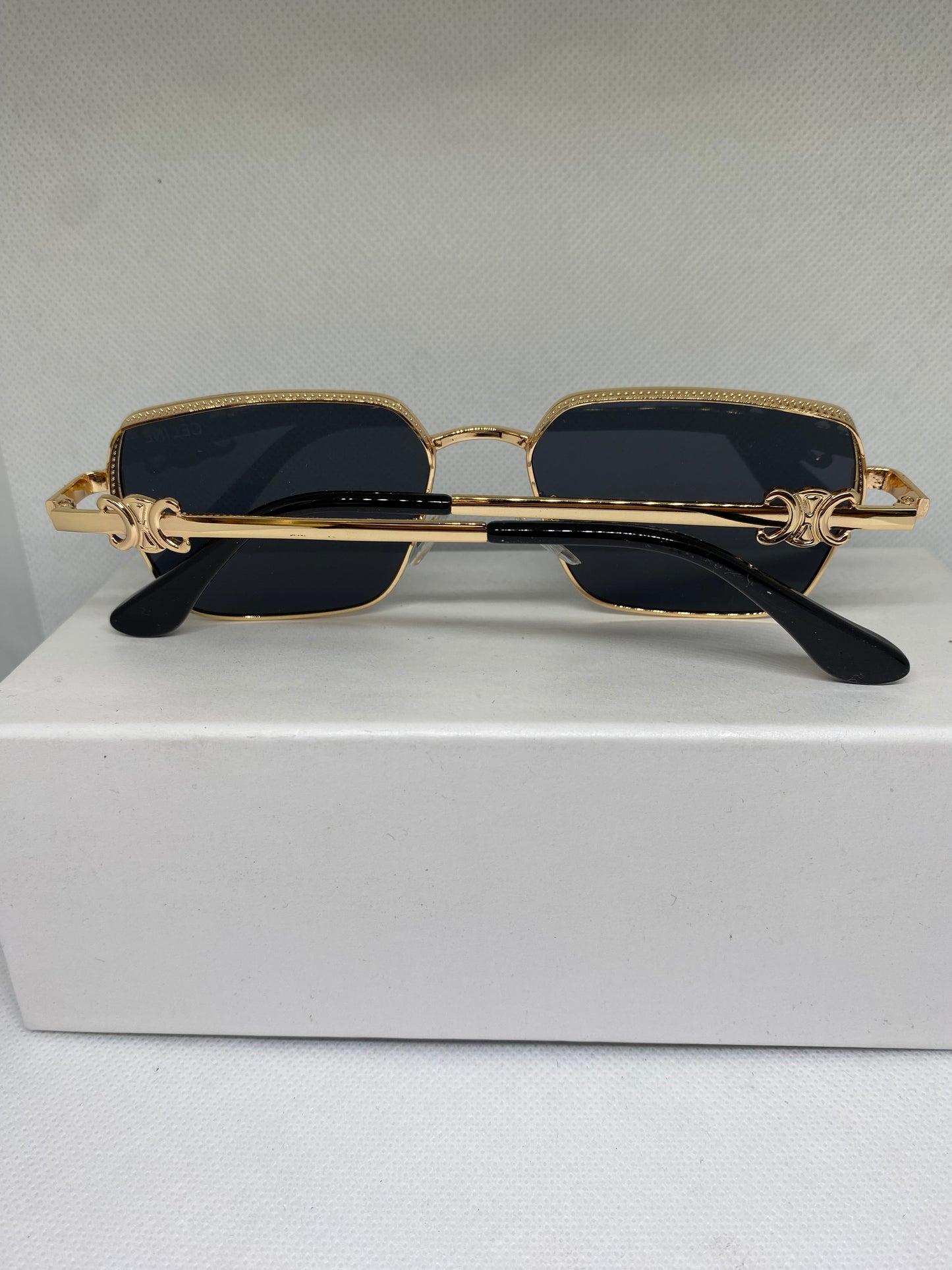 Céline noir dore fin limited edition