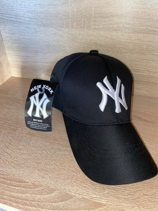 CASQUETTE NOIRE NY PROMO