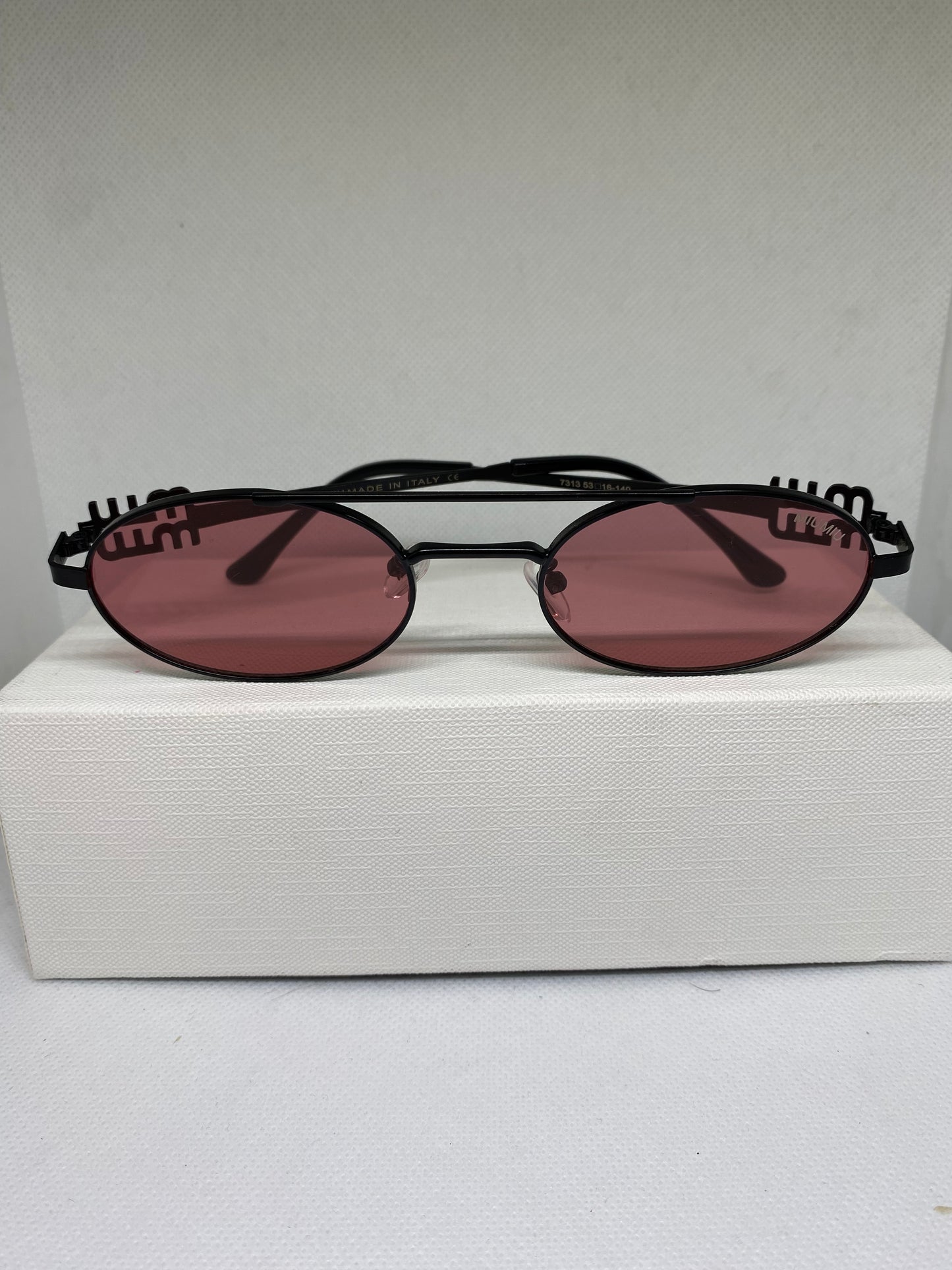 Miumiu black rouge