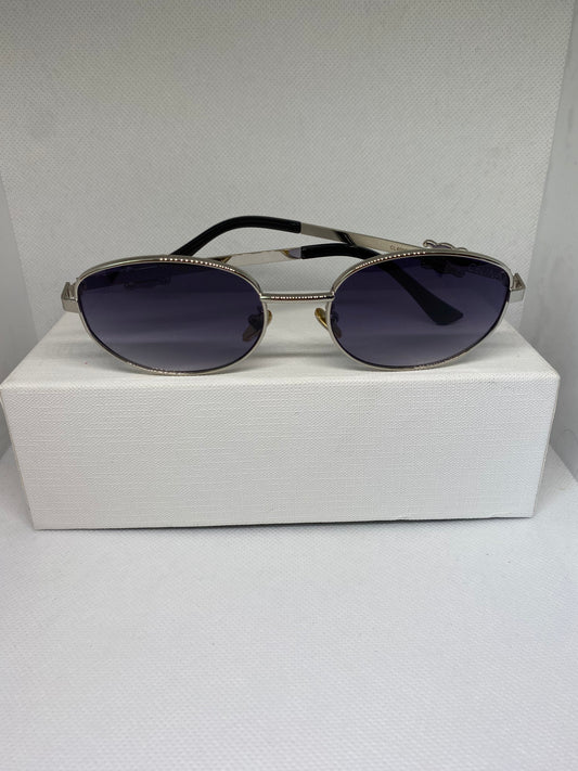 Céline noir silver fin