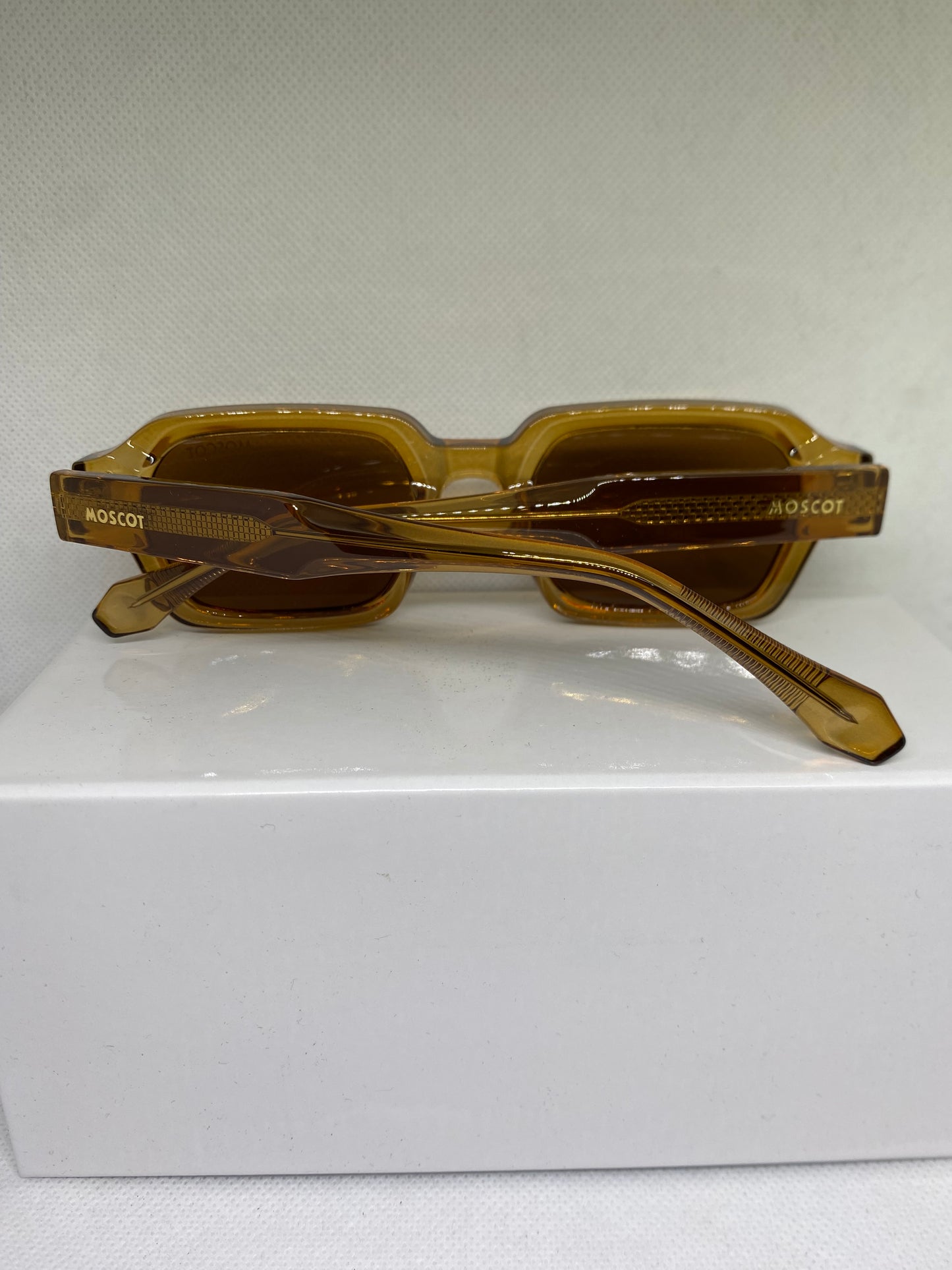 Moscot marron miel polarise