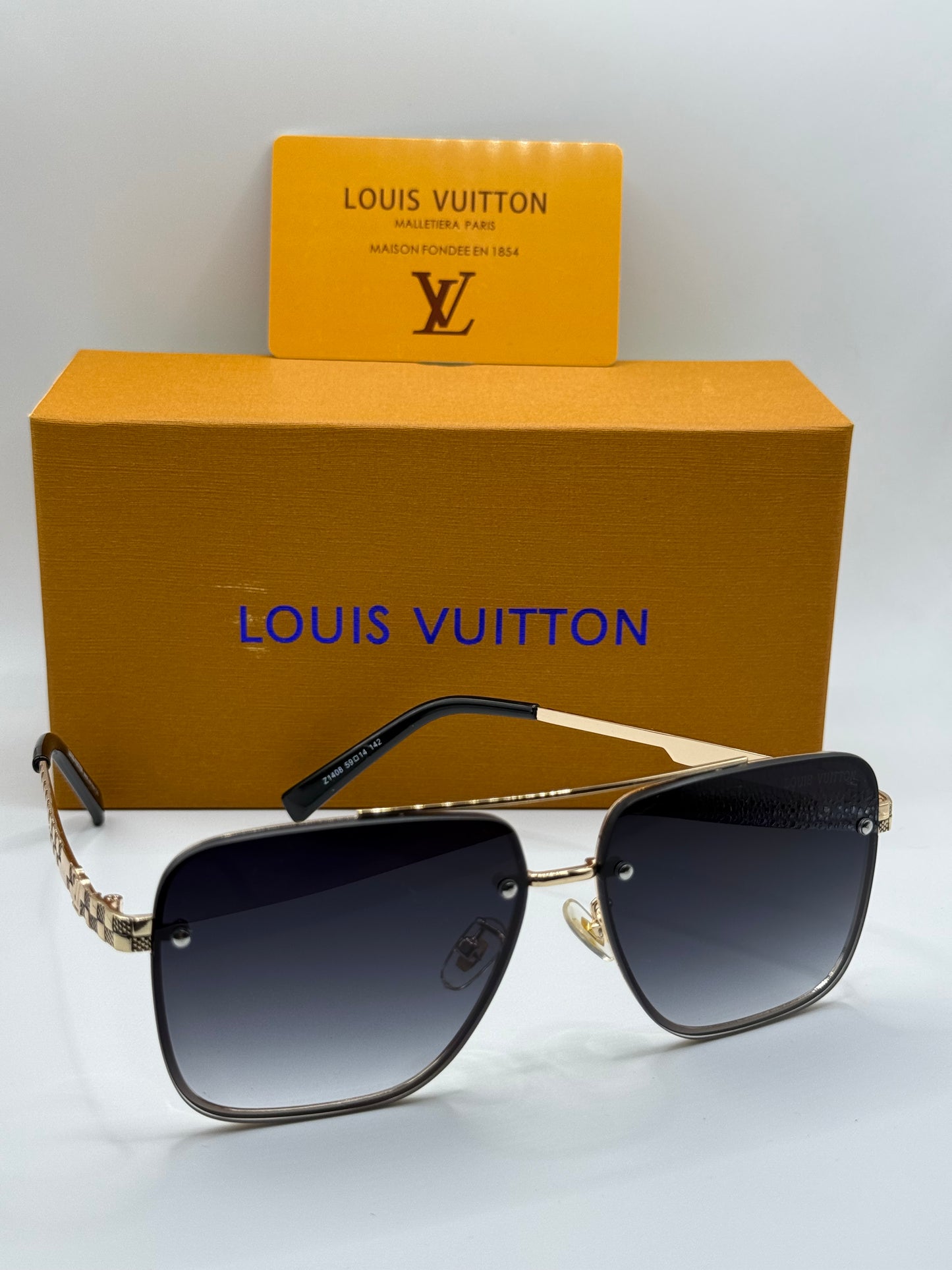 Louis Vuitton Z1408