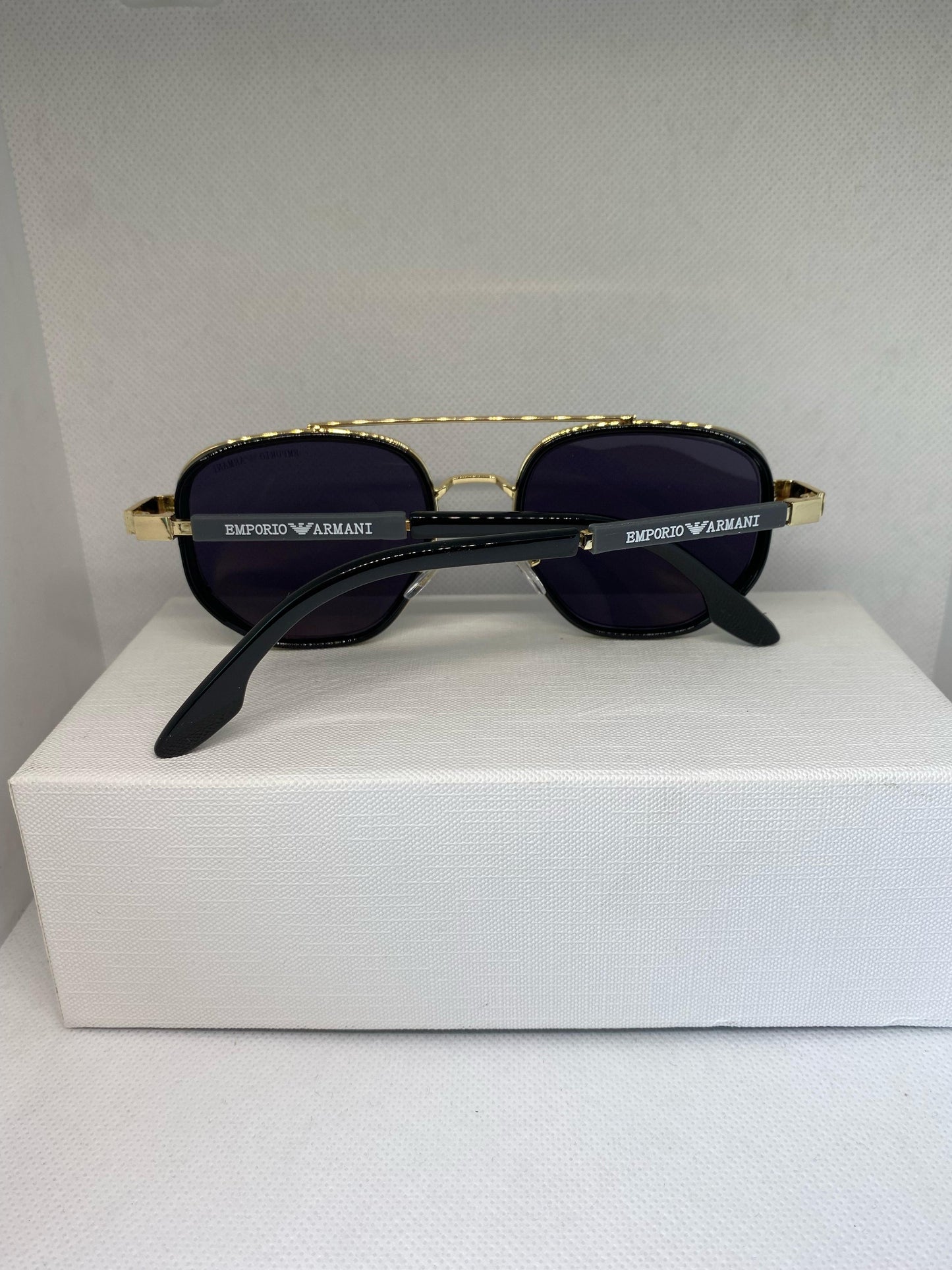 EMPORIO ARMANI NOIR