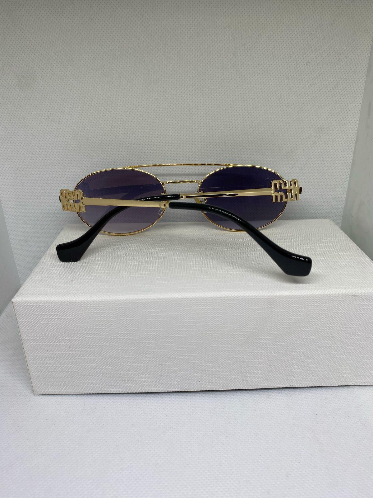 MIUMIU NOIR DEGRADÉ GOLD