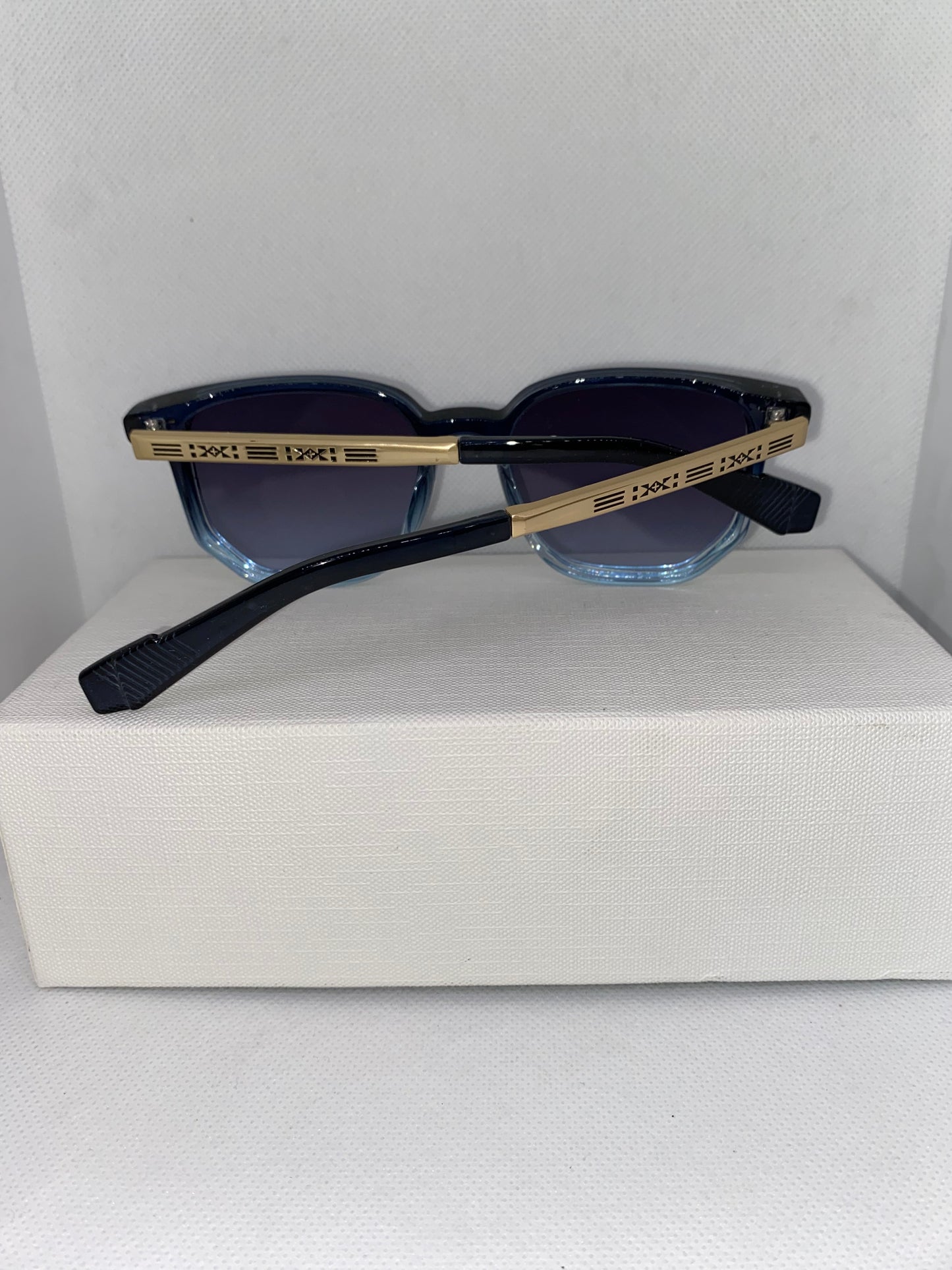Moscot bleu gris clair doré