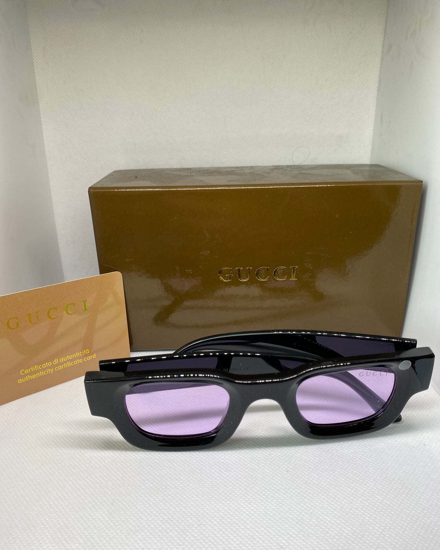 Gucci violet