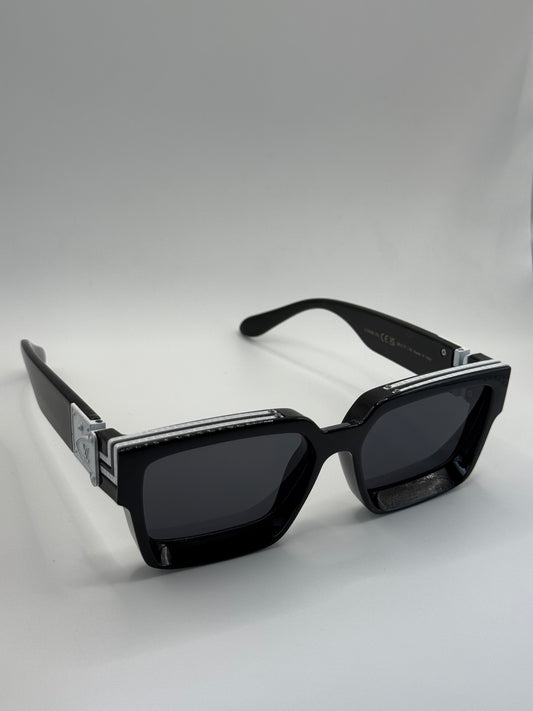 Louis Vuitton millionnaire Z1940E