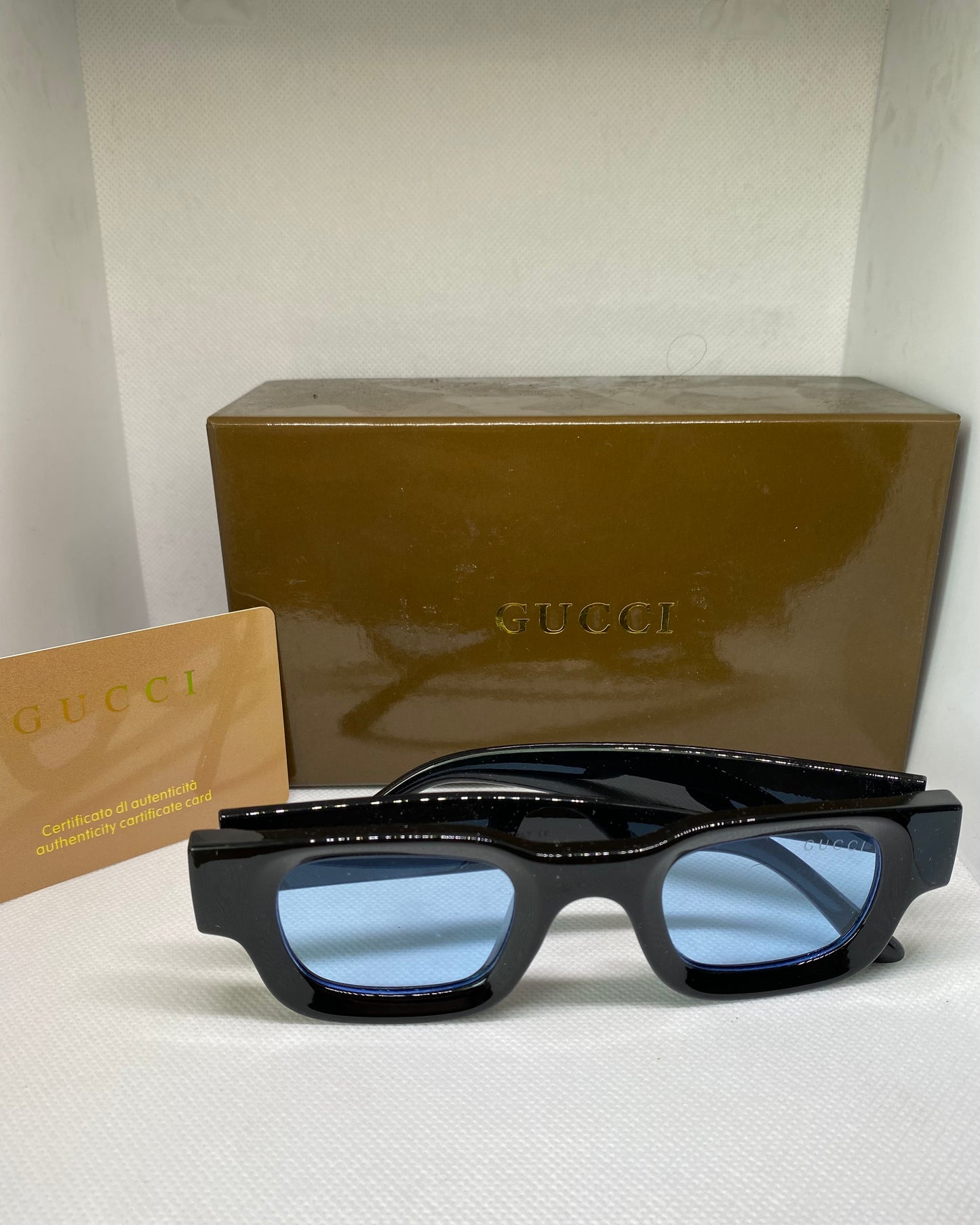 Gucci bleu toto