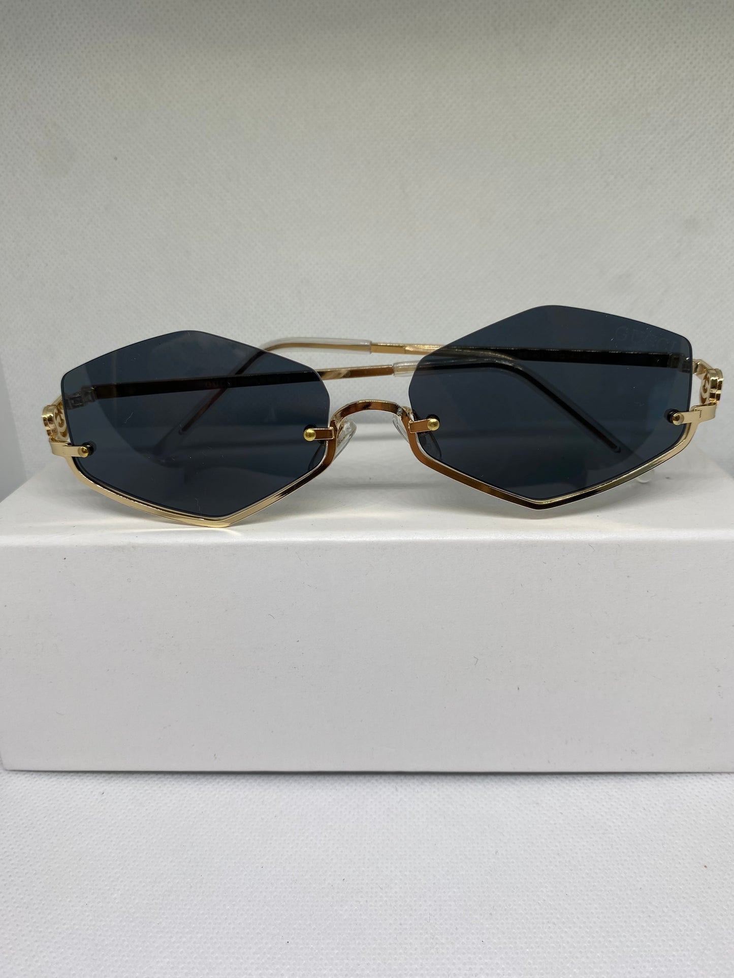 Gucci osange noir dore limited edition
