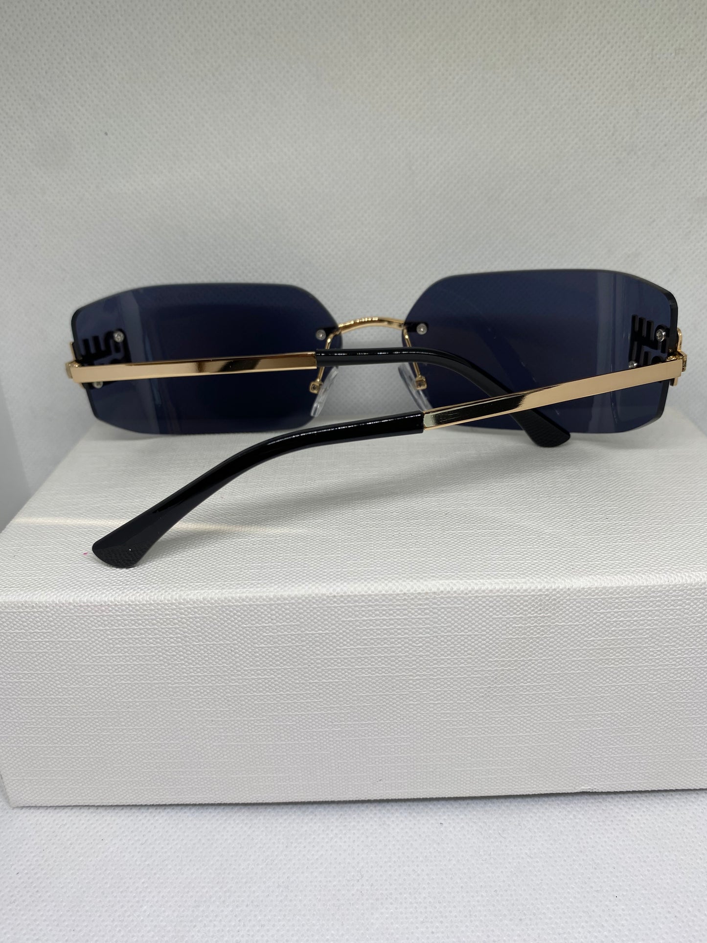 Miumiu noir américain