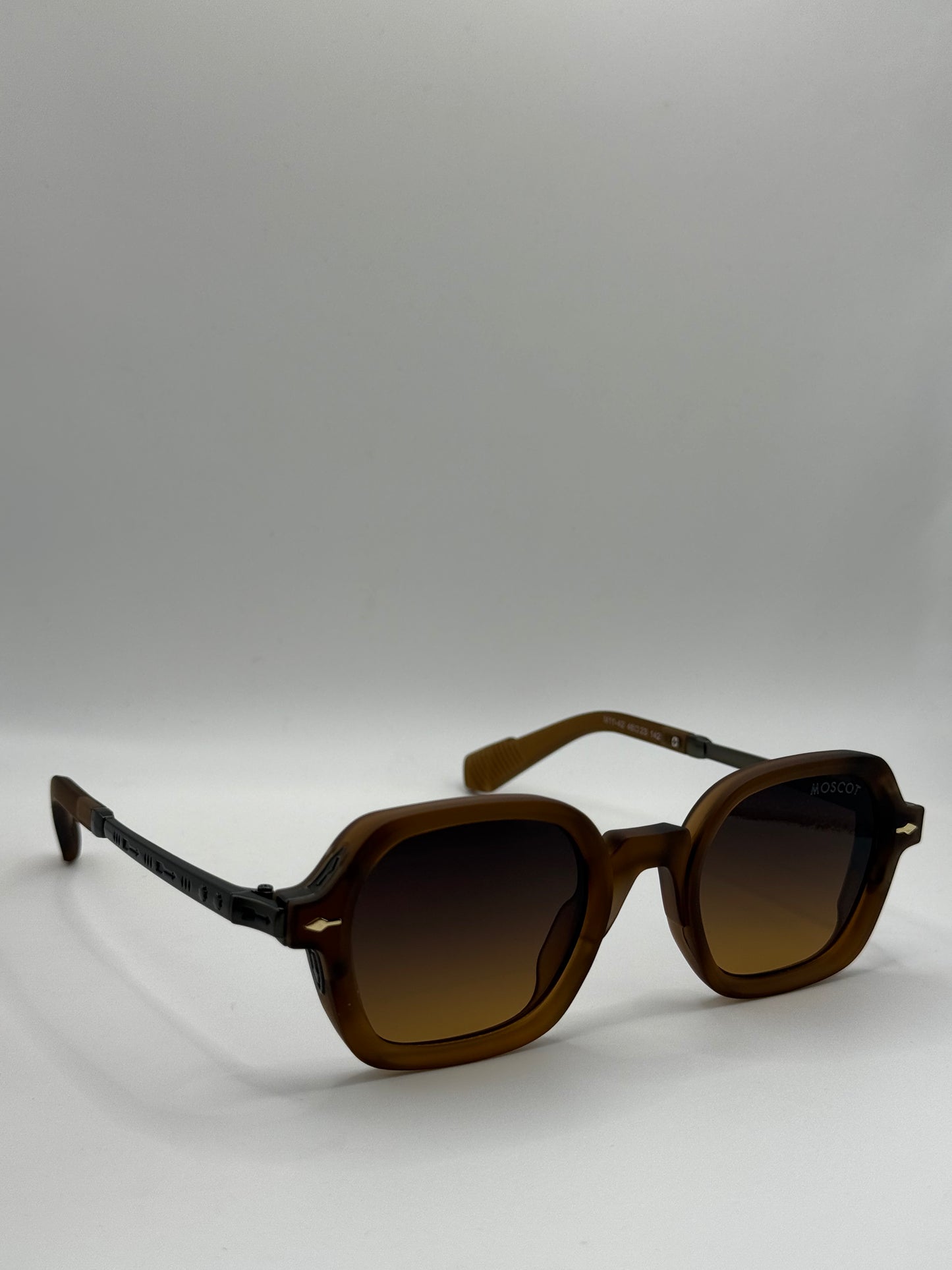 Moscot M11-42