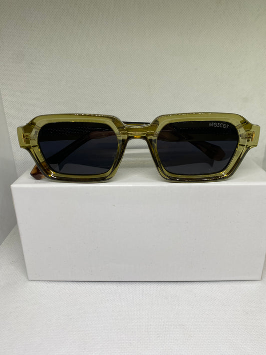 Moscot avocat polarise