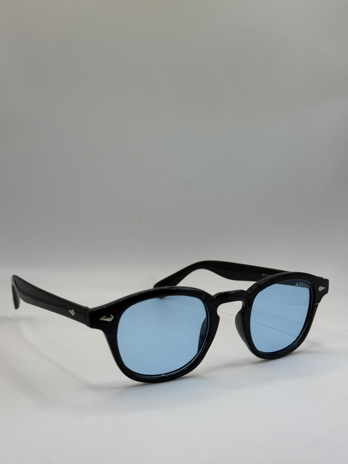 Moscot 3019