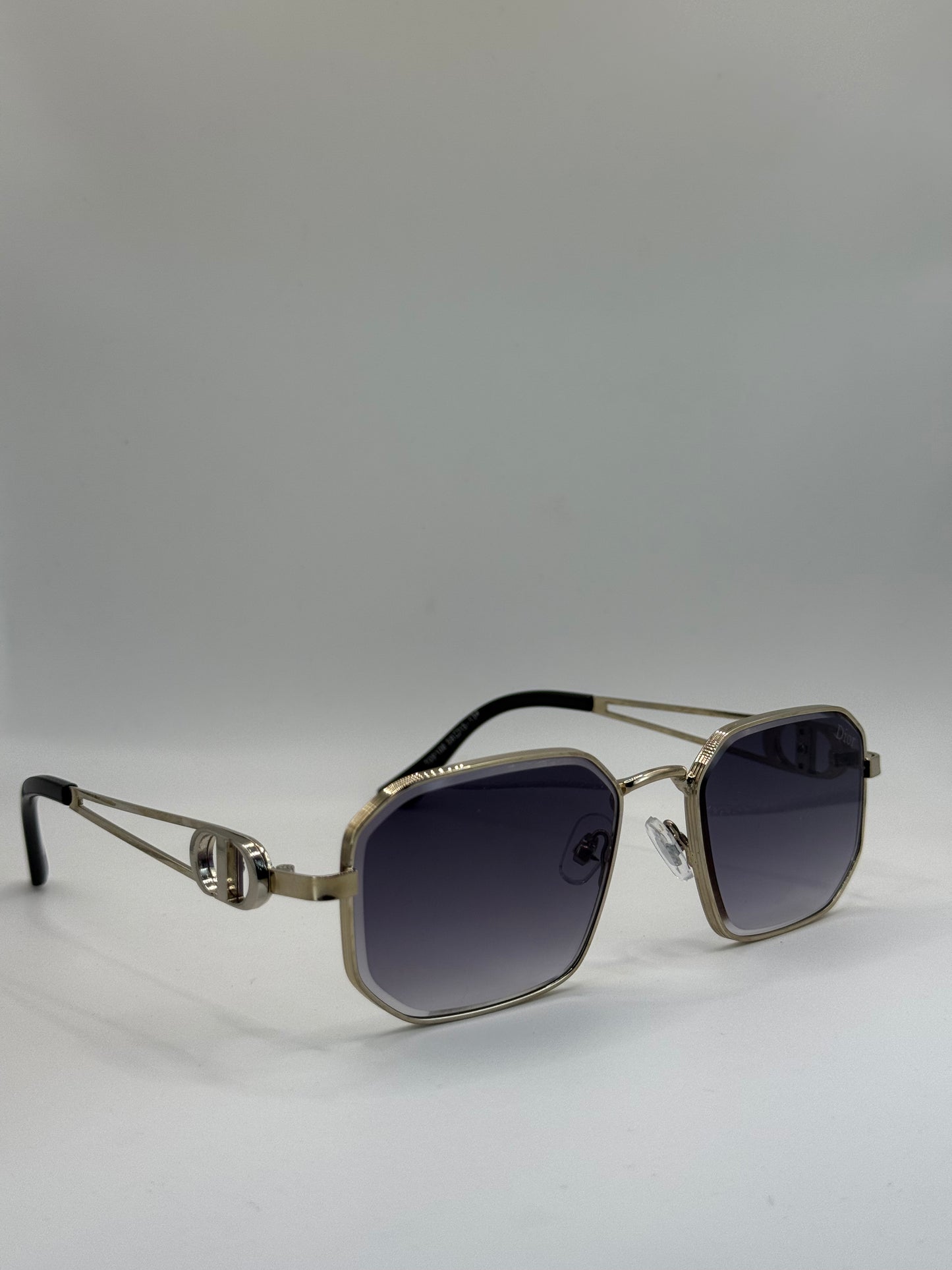 Dior T09108