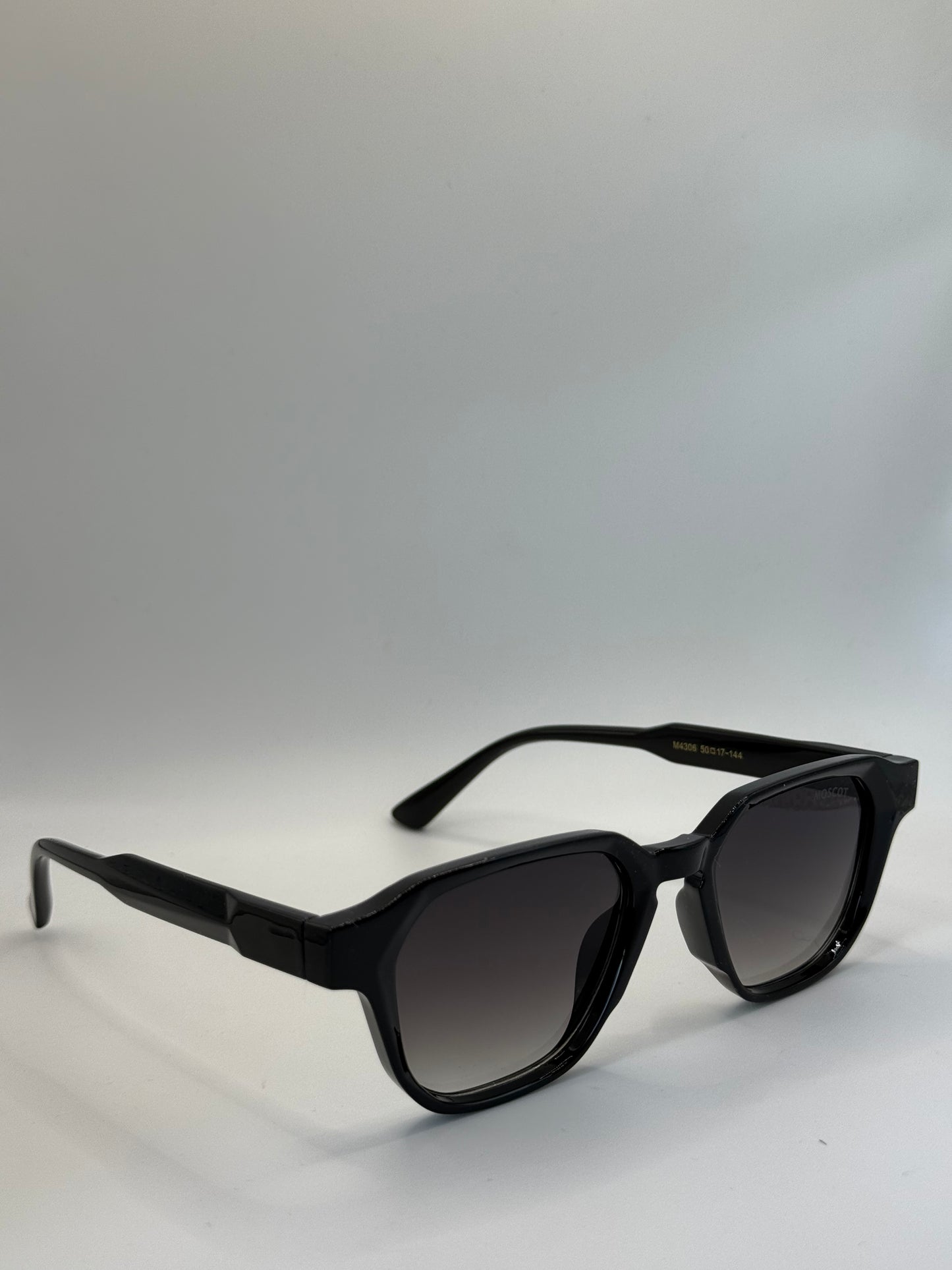 Moscot M4306