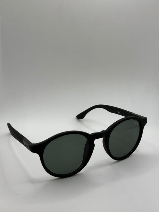 Levi’s matte black medical