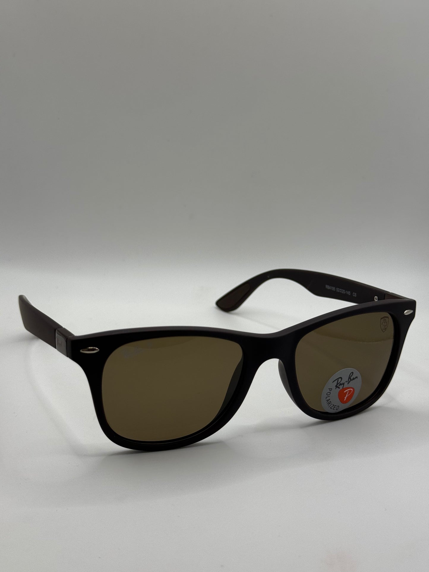 Rayban Polarised matte marron